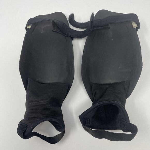 Nike‎ Charge Shin Guards Black White M 5' 3" -5' 7" SP2164 - Picture 2 of 2